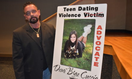 Dad alerts teens to signs of dating violence